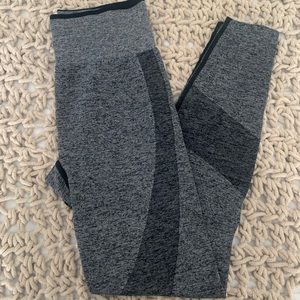 NWOT PINK grey leggings.